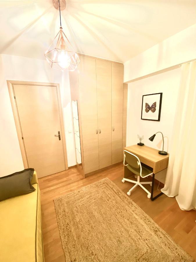 Little John Luxury Apartment Pireusz Kültér fotó