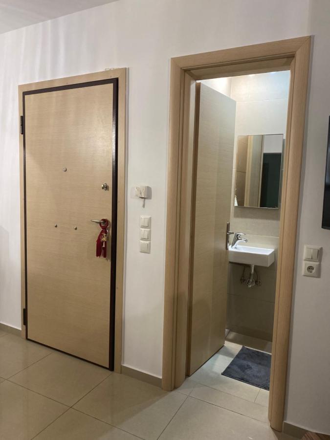 Little John Luxury Apartment Pireusz Kültér fotó