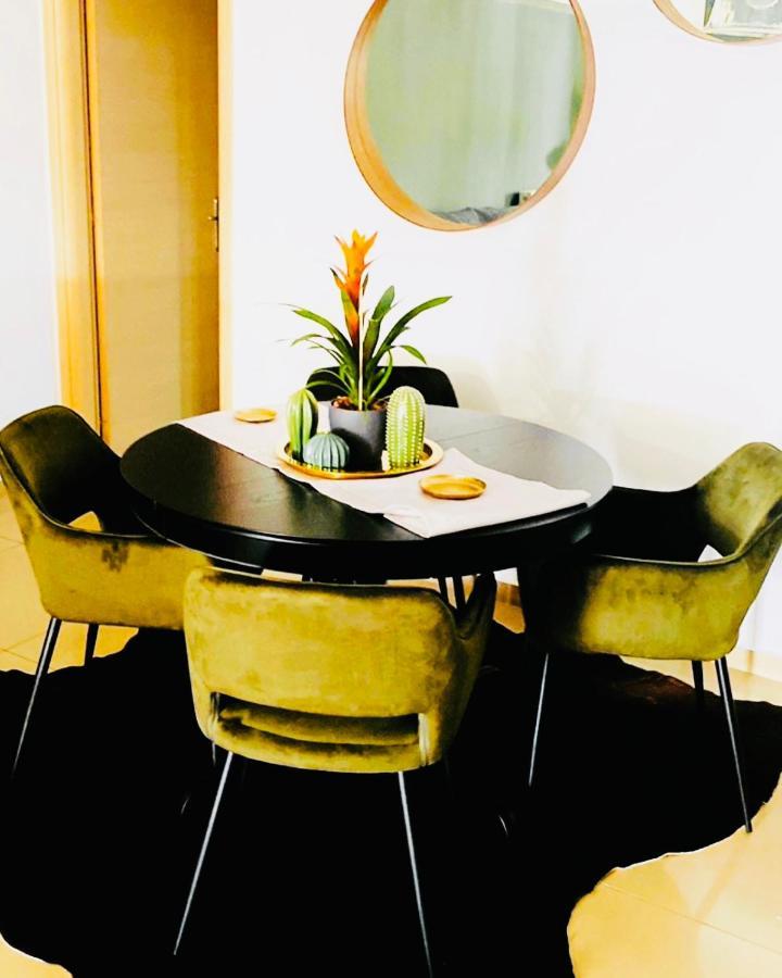 Little John Luxury Apartment Pireusz Kültér fotó