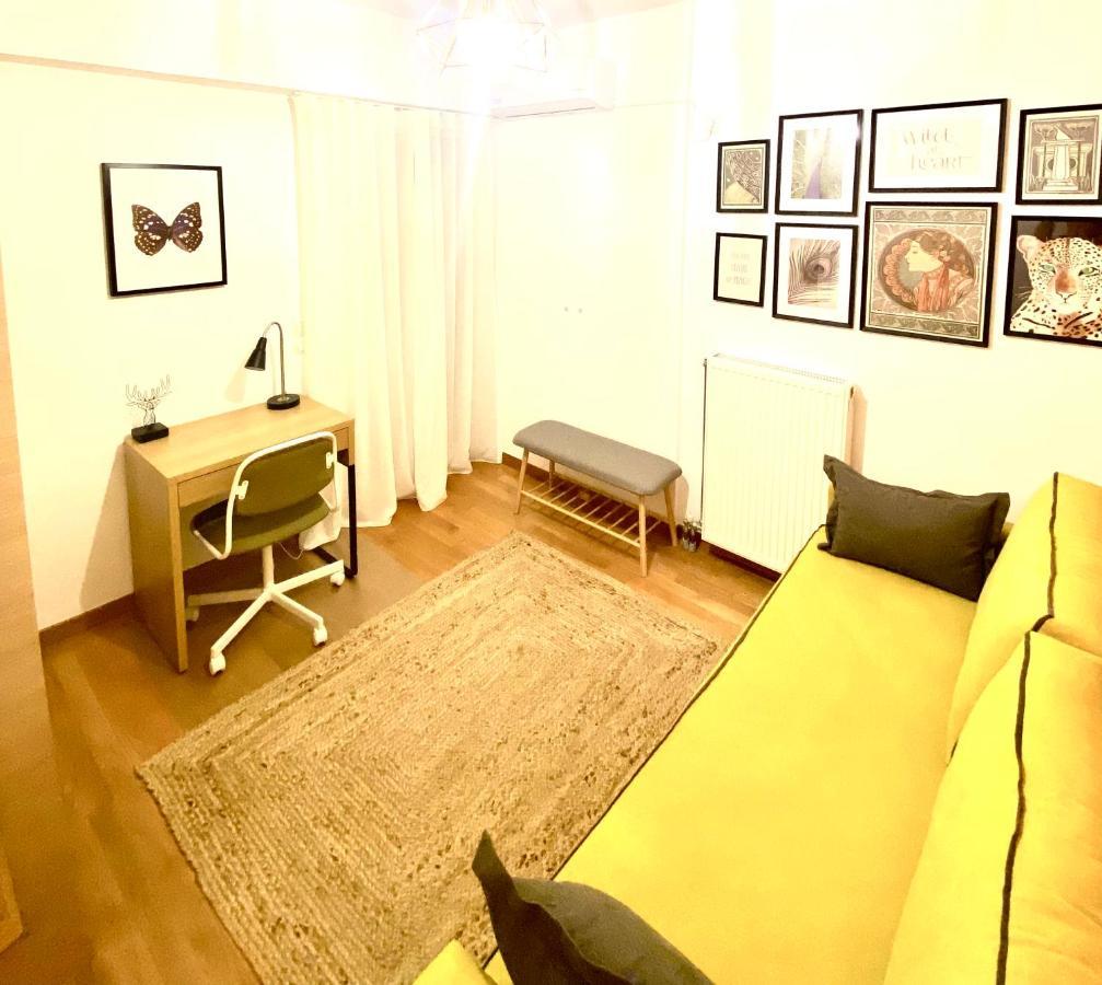 Little John Luxury Apartment Pireusz Kültér fotó
