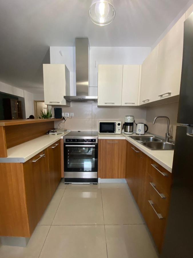 Little John Luxury Apartment Pireusz Kültér fotó